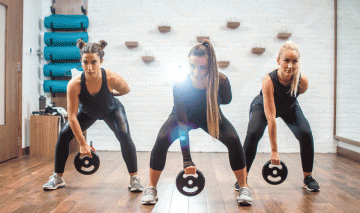 crossfit pesas mujer beneficio