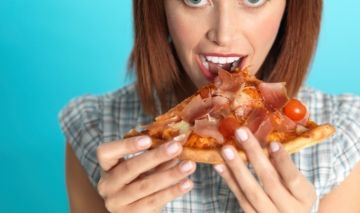 chica pizza ansiedad